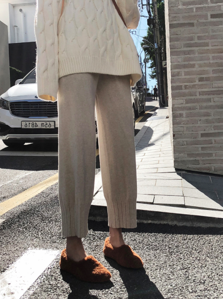(IN STOCK) Wool Pleated Pants